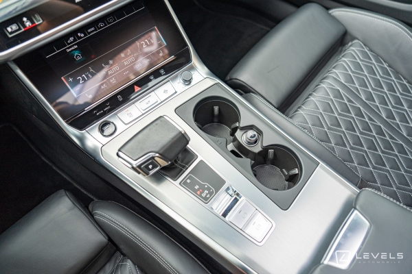 Audi A6 Avant 55 TFSIe QUATTRO 367ch COMPETITION S TRONIC