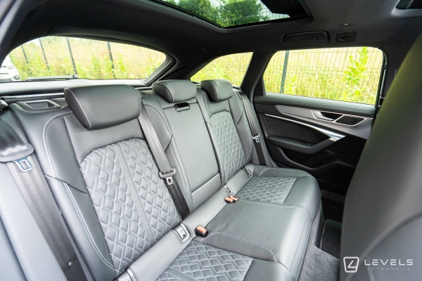 Audi A6 Avant 55 TFSIe QUATTRO 367ch COMPETITION S TRONIC