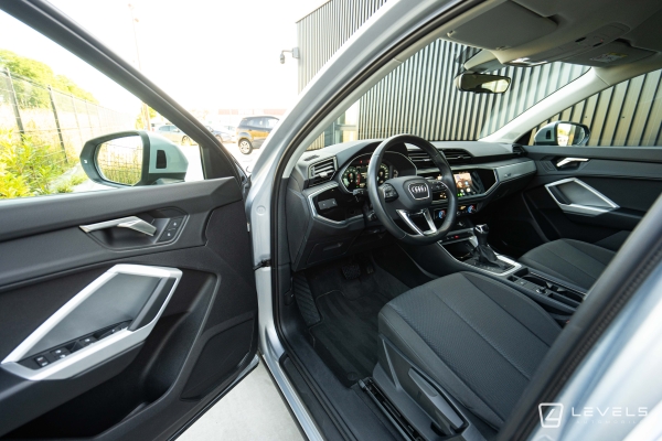 Audi Q3 35 TFSI 150 CH DESIGN S TRONIC 7
