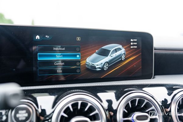 Mercedes CLASSE A 200D AMG LINE 7G-DCT