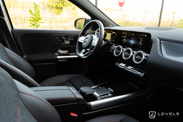 Mercedes GLA 250E AMG LINE 8G-DCT