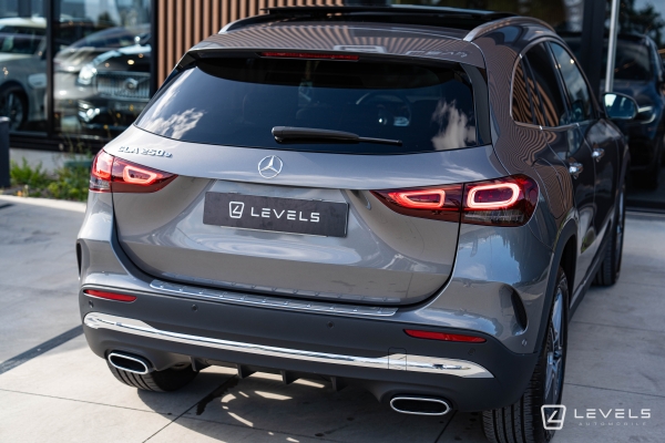 Mercedes GLA 250E AMG LINE 8G-DCT