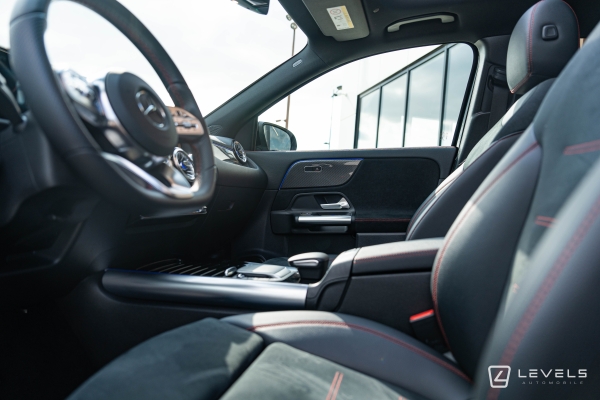 Mercedes GLA 250E AMG LINE 8G-DCT