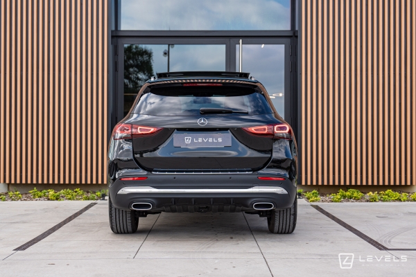Mercedes GLA 250E AMG LINE 8G-DCT