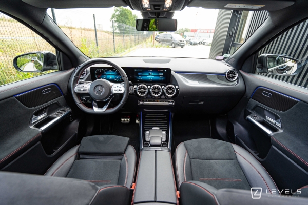 Mercedes GLA 250E AMG LINE 8G-DCT