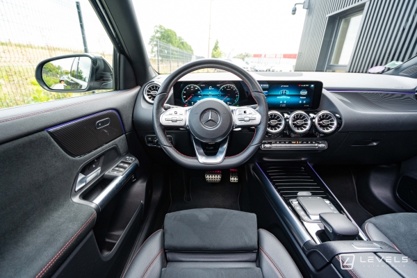 Mercedes GLA 250E AMG LINE 8G-DCT