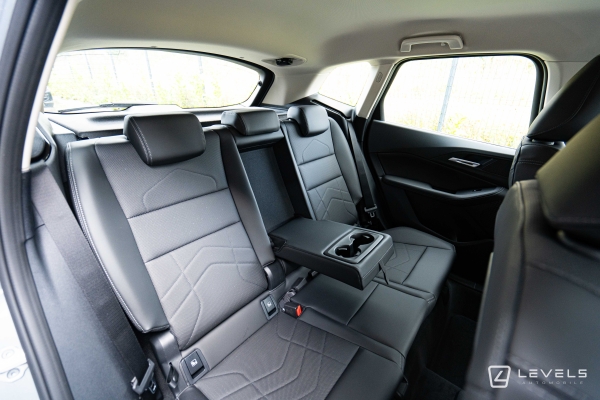 BMW SERIE 2 ACTIVE TOURER 220i LUXURY 170 CH DKG7 