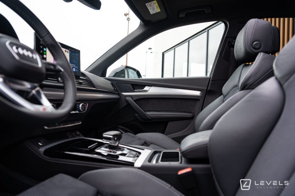 Audi Q5 55 TFSIe 367 CH QUATTRO S LINE S-TRONIC 