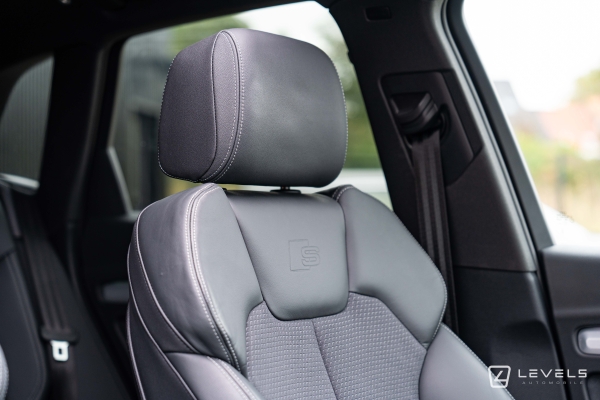 Audi Q5 55 TFSIe 367 CH QUATTRO S LINE S-TRONIC 