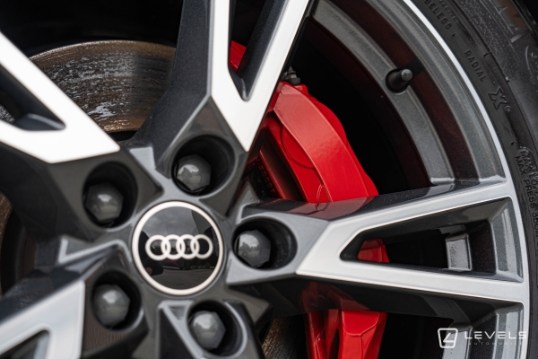 Audi Q5 55 TFSIe 367 CH QUATTRO S LINE S-TRONIC 