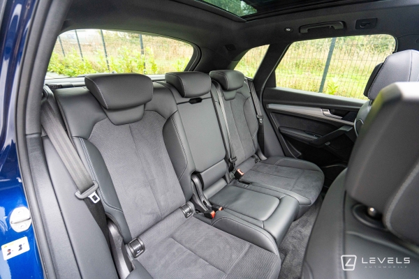 Audi Q5 55 TFSIe 367 CH QUATTRO S LINE S-TRONIC 