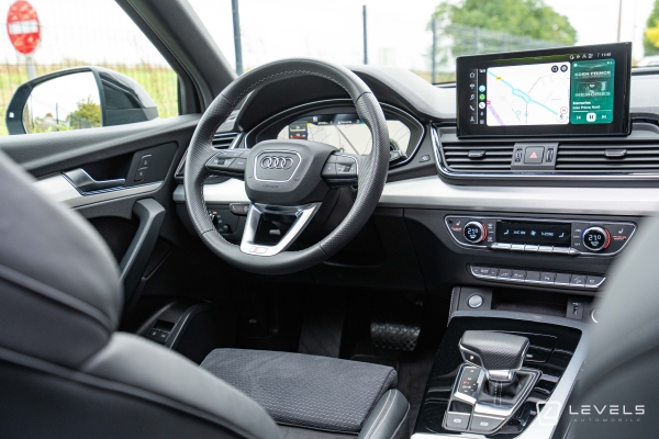 Audi Q5 55 TFSIe 367 CH QUATTRO S LINE S-TRONIC 
