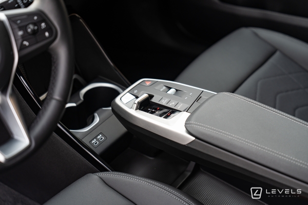 BMW X1 18i  sDrive 136CH xLine First Edition DKG7