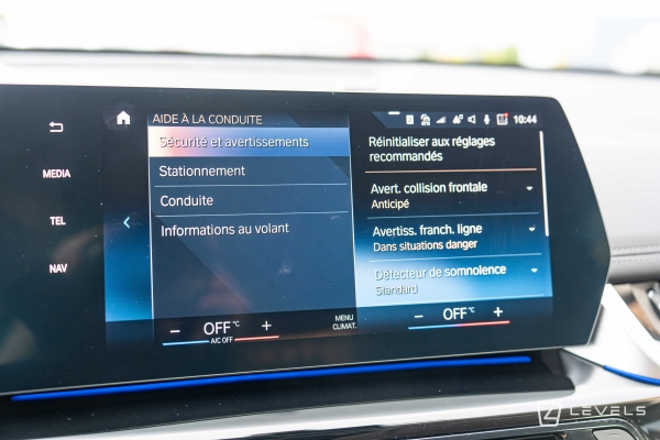 BMW X1 18i  sDrive 136CH xLine First Edition DKG7