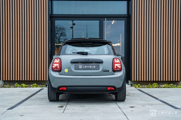 MINI COOPER ELECTRIC SE CAMDEN 184 CH BVA