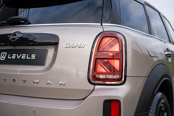 MINI COUNTRYMAN COOPER 136 ch BVA7