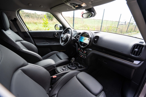 MINI COUNTRYMAN COOPER 136 ch BVA7