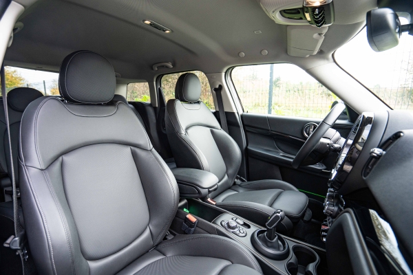MINI COUNTRYMAN COOPER 136 ch BVA7