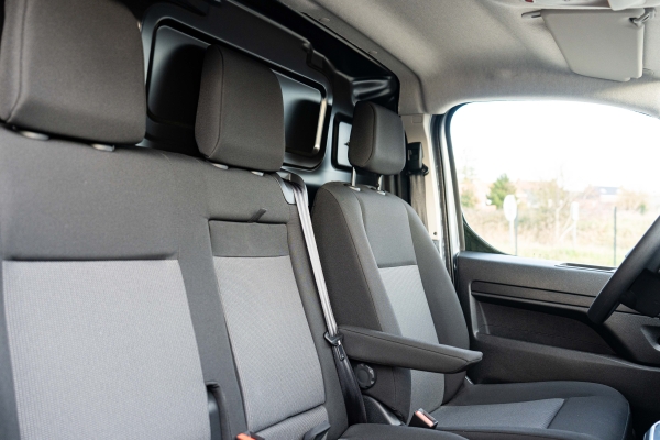 Utilitaire Citröen Jumpy M 2.0L 145ch EAT8  