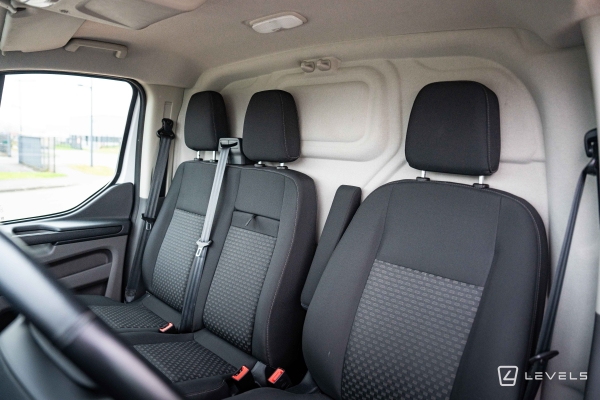 Utilitaire FORD TRANSIT CUSTOM L1H1 2.0 ECOBLUE 130 CH TREND BUSINESS