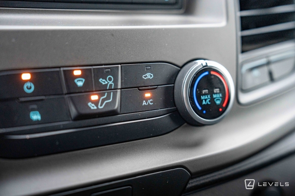 Utilitaire FORD TRANSIT CUSTOM L1H1 2.0 ECOBLUE 130 CH TREND BUSINESS