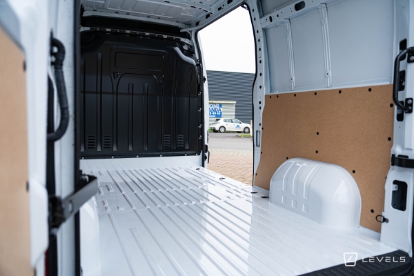 Utilitaire RENAULT FOURGON MASTER 3 GRAND CONFORT L2H2 DCI 150