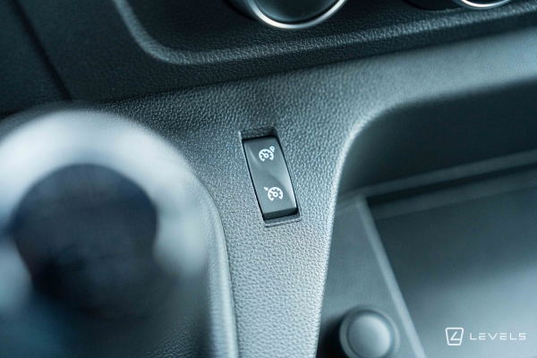 Utilitaire RENAULT FOURGON MASTER 3 GRAND CONFORT L2H2 DCI 150