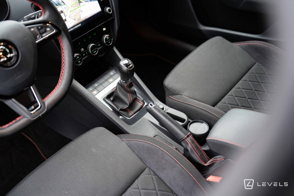 Skoda Octavia RS 230 Ch BVM6