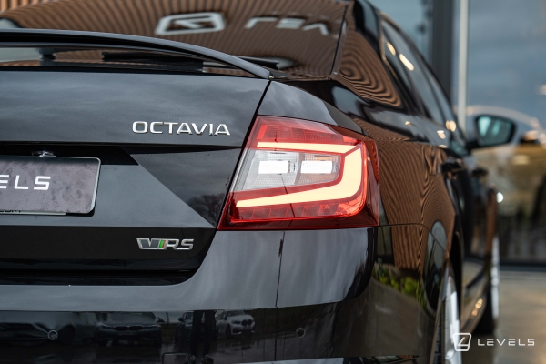 Skoda Octavia RS 230 Ch BVM6