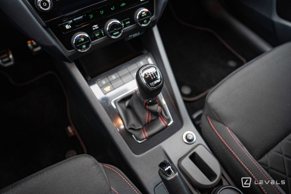 Skoda Octavia RS 230 Ch BVM6