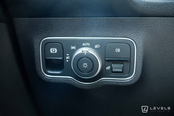 Mercedes GLB 200 163 ch Progressive Line 7 places 7G-DCT