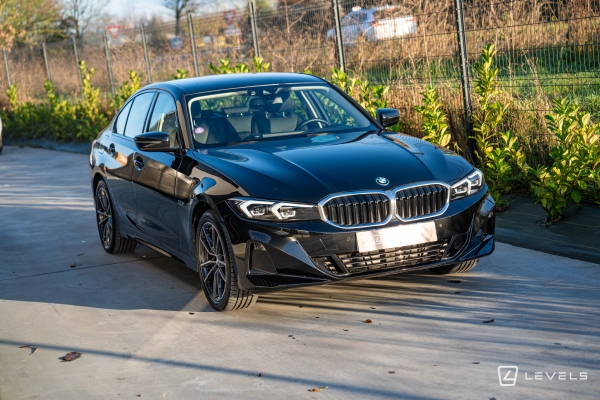 BMW SERIE 3 330E Hybride 292 CH Business Design BVA8