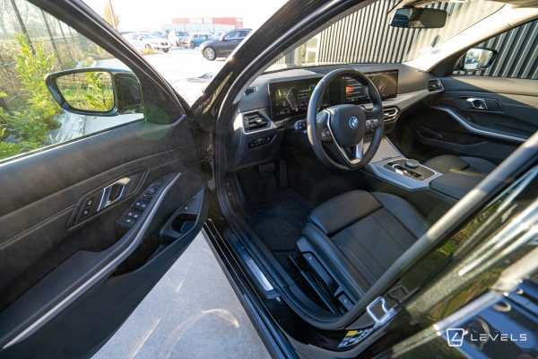 BMW SERIE 3 330E Hybride 292 CH Business Design BVA8