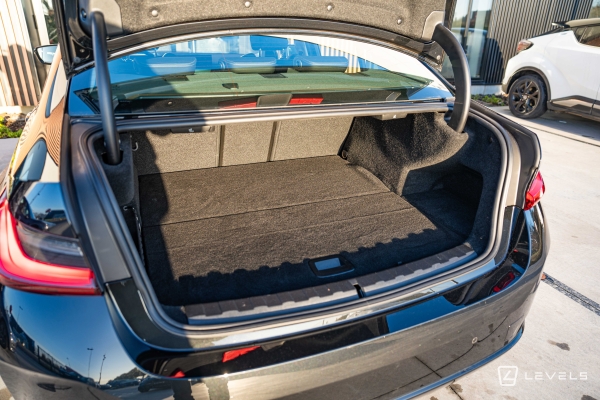 BMW SERIE 3 330E Hybride 292 CH Business Design BVA8