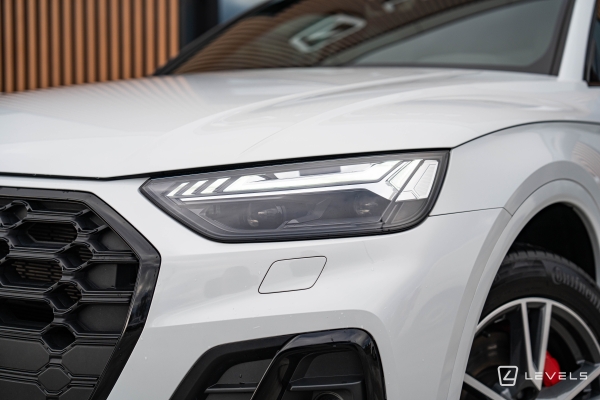 Audi Q5 55 TFSIe 367 CH QUATTRO S LINE S-TRONIC 