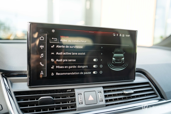 Audi Q5 55 TFSIe 367 CH QUATTRO S LINE S-TRONIC 