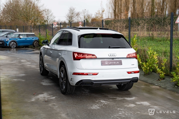 Audi Q5 55 TFSIe 367 CH QUATTRO S LINE S-TRONIC 