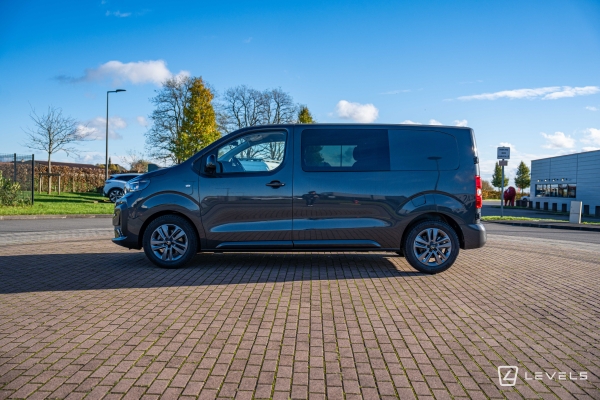 Utilitaire NOUVEAU CITROEN JUMPY M CABINE APPROFONDIE FIXE EAT8 180CH