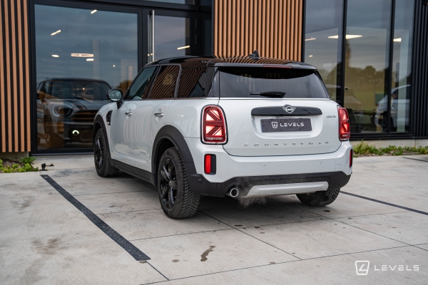 MINI COUNTRYMAN COOPER 136 ch BVA7