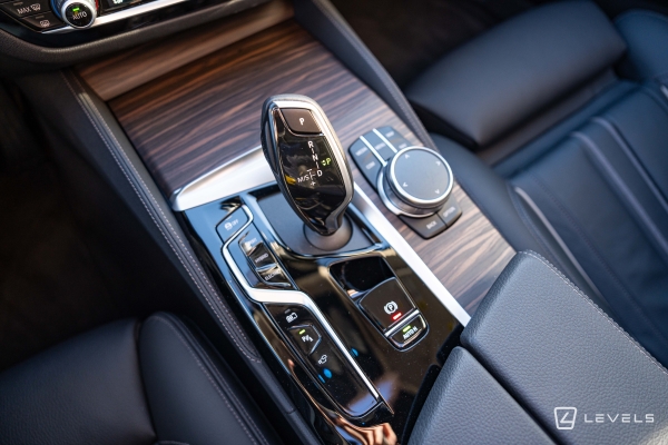 BMW Serie 530e Touring xDrive 292 Ch Luxury BVA8