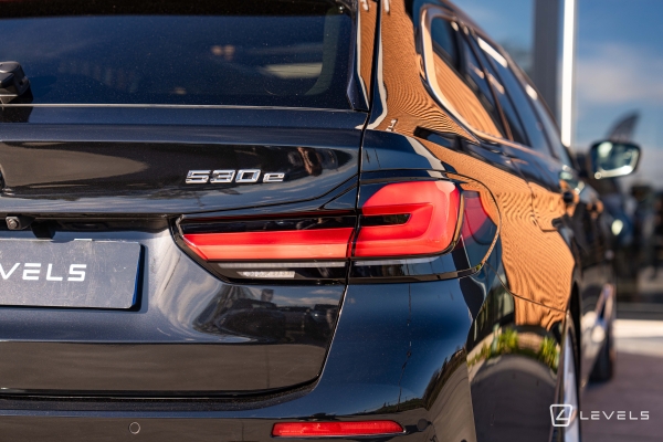 BMW Serie 530e Touring xDrive 292 Ch Luxury BVA8
