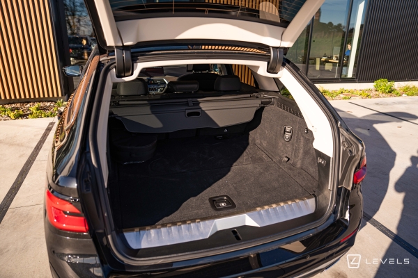 BMW Serie 530e Touring xDrive 292 Ch Luxury BVA8