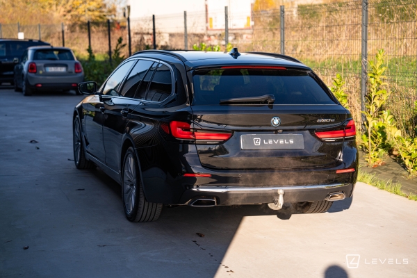BMW Serie 530e Touring xDrive 292 Ch Luxury BVA8