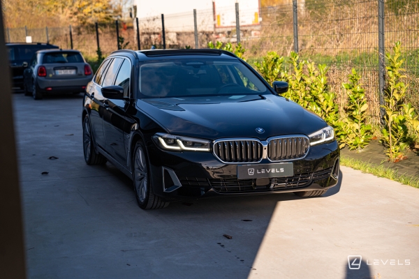 BMW Serie 530e Touring xDrive 292 Ch Luxury BVA8