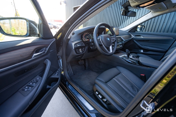 BMW Serie 530e Touring xDrive 292 Ch Luxury BVA8