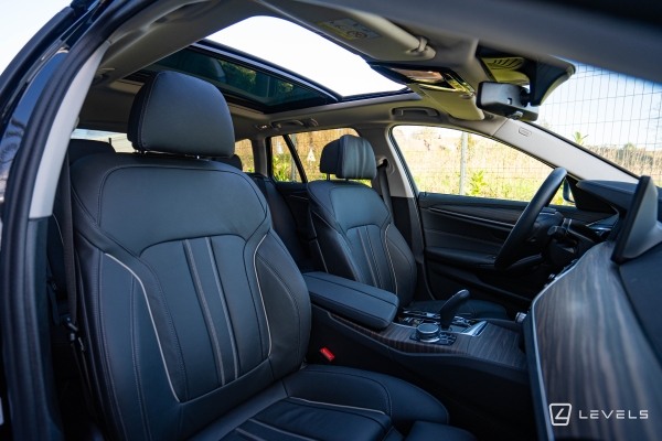 BMW Serie 530e Touring xDrive 292 Ch Luxury BVA8