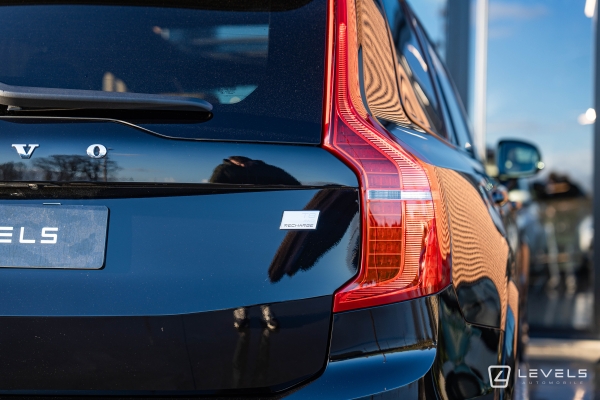  Volvo VOLVO XC90 T8 455 ch RECHARGE Ultimate Dark 7 Places AWD 