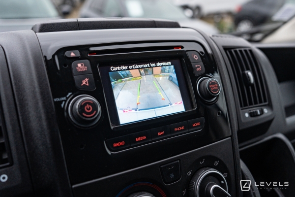 Utilitaire Peugeot Boxer Fg II 330 L1H1 2.0 BlueHDi 160 S&S Premium Pack