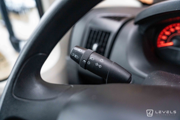 Utilitaire Peugeot Boxer Fg II 330 L1H1 2.0 BlueHDi 160 S&S Premium Pack