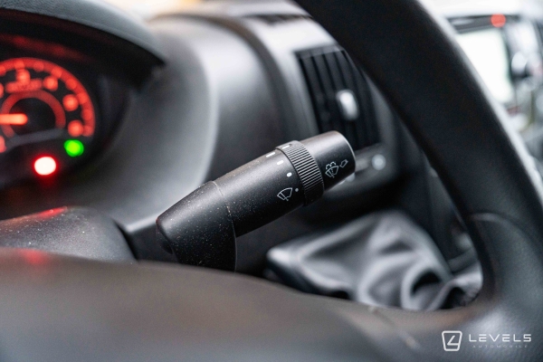 Utilitaire Peugeot Boxer Fg II 330 L1H1 2.0 BlueHDi 160 S&S Premium Pack